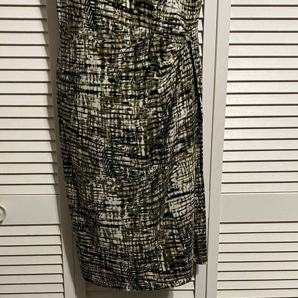 Harve Benard Olive Patterned Midi Dress - Picture 3 of 10